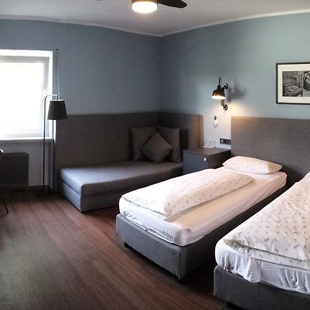 דרייאייך Hotel Henry מראה חיצוני תמונה