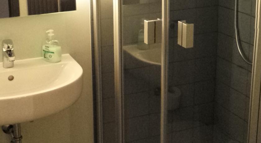 דרייאייך Hotel Henry חדר תמונה