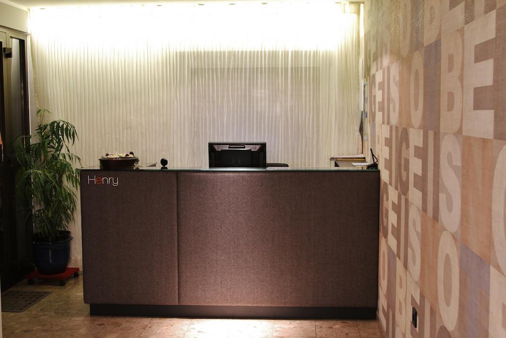 דרייאייך Hotel Henry חדר תמונה